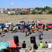 "Италианско преследване" за празника на село Дебелт